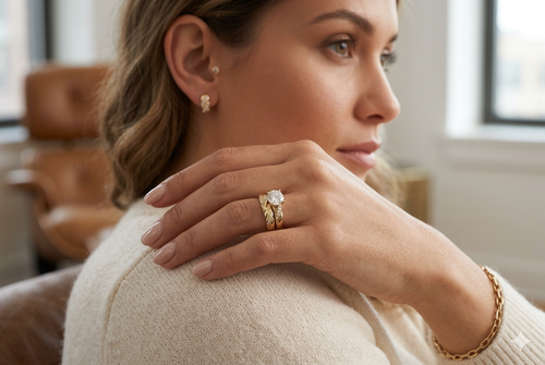 Anillo de Compromiso con CZ en Oro 10K