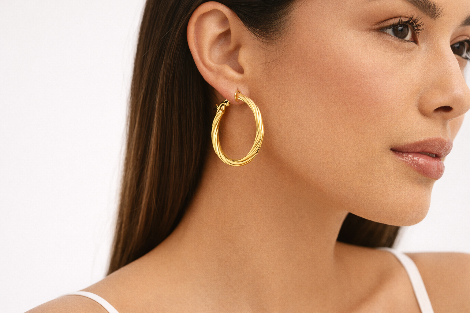 Aretes Argolla Trenzada 3mm en Oro 10K (Varios Tamaños)